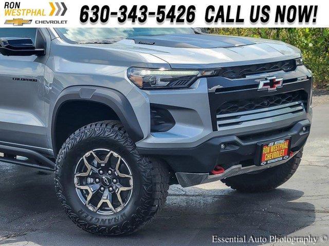 Photo of 2025 Sterling Gray Metallic Chevrolet Colorado