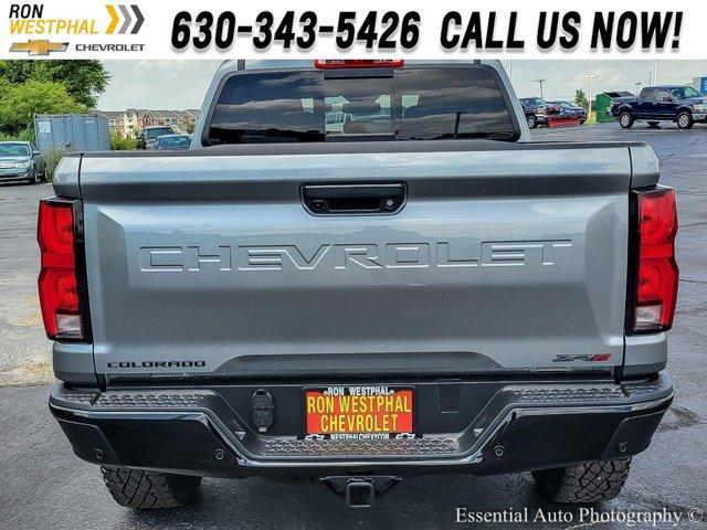Photo of 2025 Sterling Gray Metallic Chevrolet Colorado