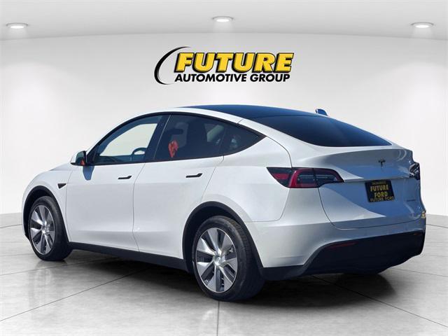 Photo of 2020 Pearl White Multi-Coat Tesla Model Y