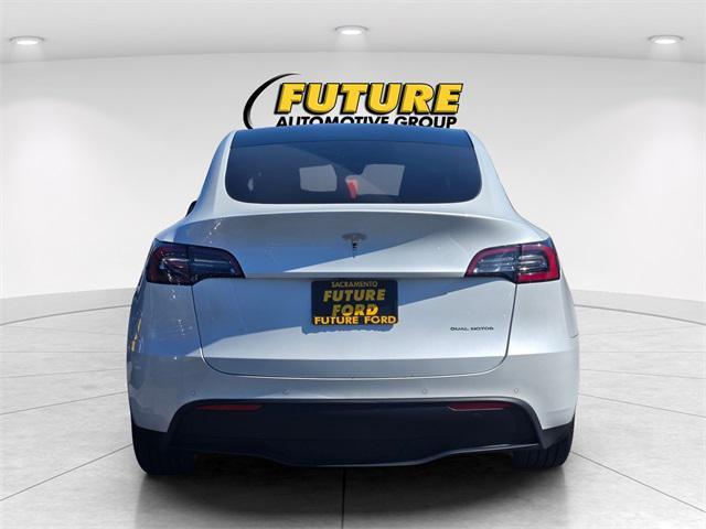 Photo of 2020 Pearl White Multi-Coat Tesla Model Y