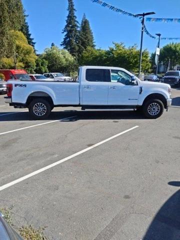 Photo of 2022 Oxford White Ford F-350