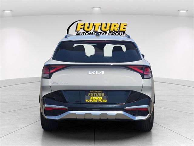 Photo of 2023 Wolf Gray Kia Sportage