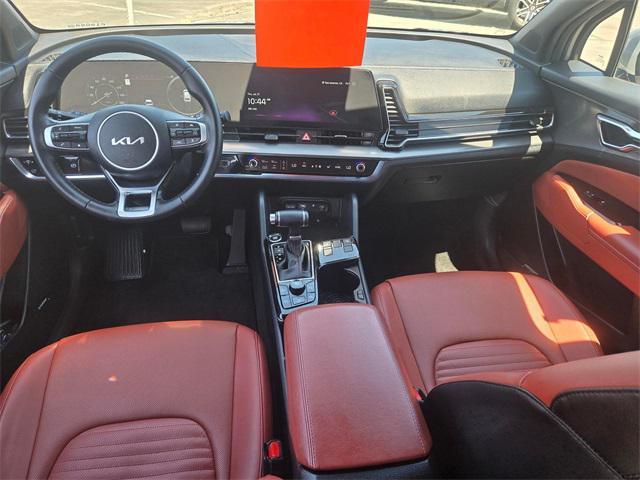Photo of 2023 Wolf Gray Kia Sportage