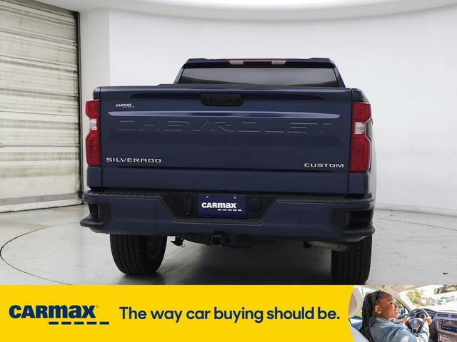 Photo of 2022 Blue Chevrolet Silverado 1500