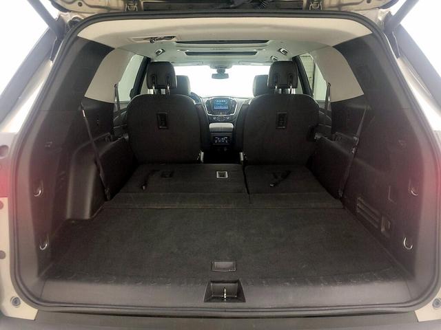 Photo of 2018 Gray Chevrolet Traverse