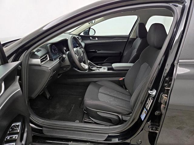 Photo of 2023 Black Kia K5