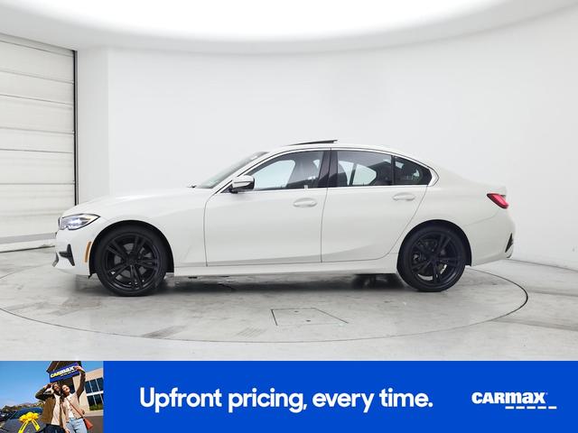 Photo of 2019 White BMW 330