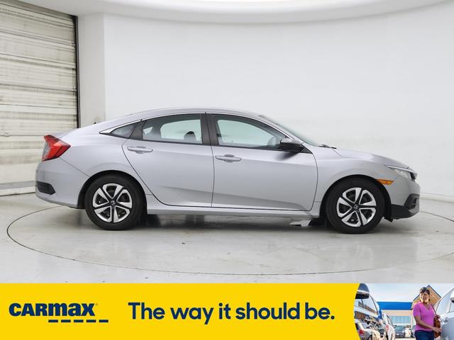 Photo of 2017 Silver Honda Civic