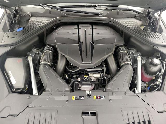 Photo of 2024 Silver Genesis GV80