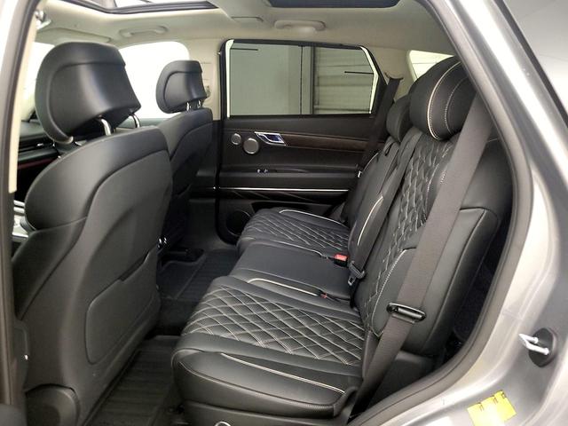 Photo of 2024 Silver Genesis GV80