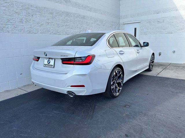 Photo of 2025 Mineral White Metallic BMW 330