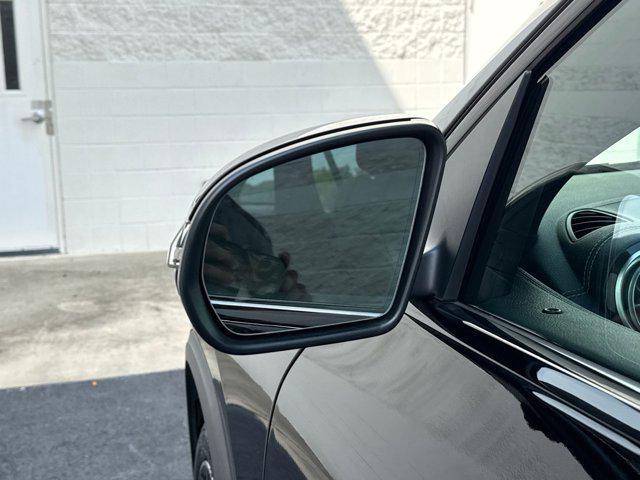 Photo of 2022 Black Mercedes-Benz GLA 250