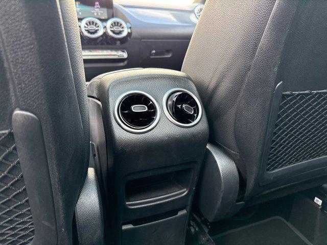 Photo of 2022 Black Mercedes-Benz GLA 250