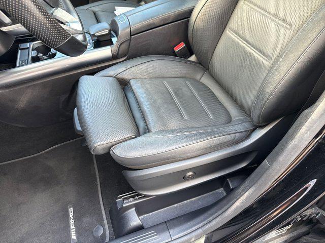 Photo of 2022 Black Mercedes-Benz GLA 250