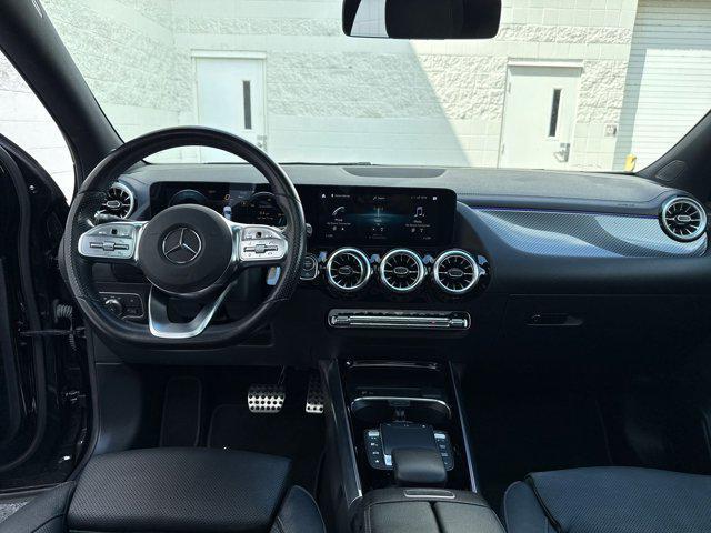 Photo of 2022 Black Mercedes-Benz GLA 250