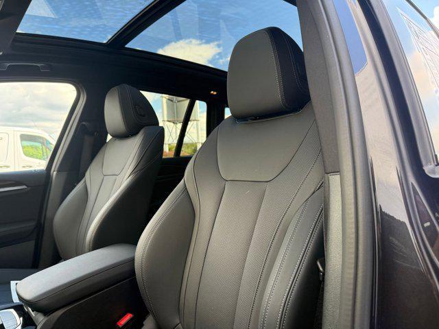 Photo of 2024 Dark Graphite Metallic BMW X3