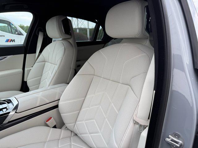 Photo of 2025 Brooklyn Grey Metallic BMW 740