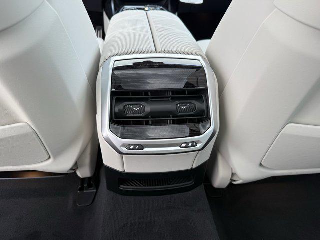 Photo of 2025 Brooklyn Grey Metallic BMW 740