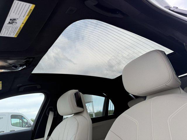 Photo of 2025 Brooklyn Grey Metallic BMW 740