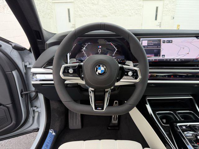 Photo of 2025 Brooklyn Grey Metallic BMW 740