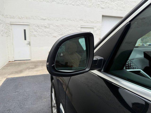 Photo of 2025 Black BMW X5 PHEV