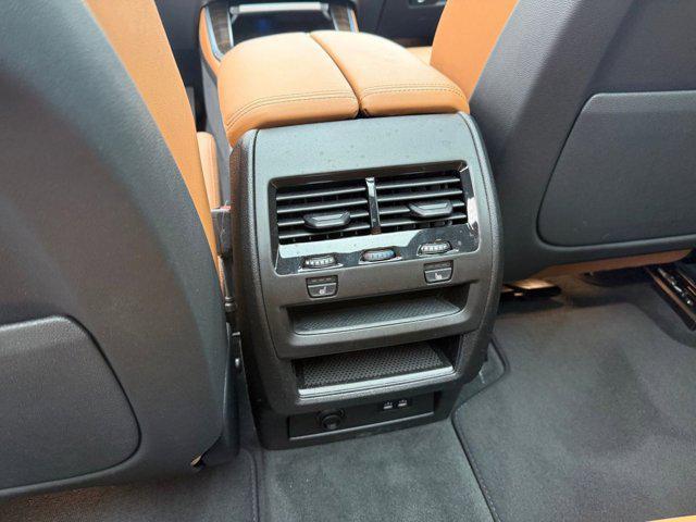 Photo of 2025 Black BMW X5 PHEV
