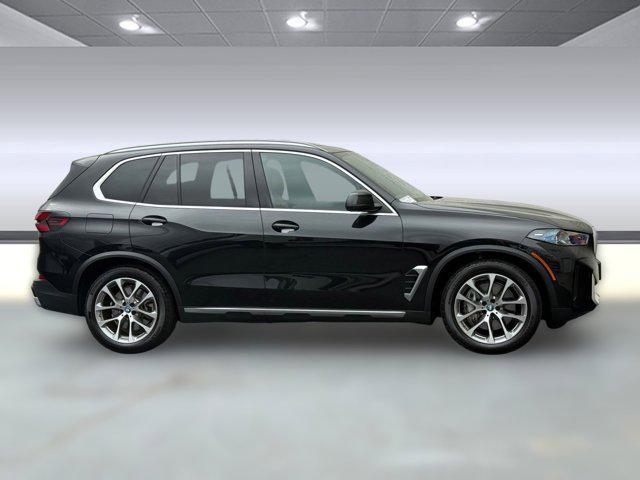 Photo of 2025 Black BMW X5 PHEV