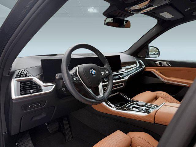 Photo of 2025 Black BMW X5 PHEV