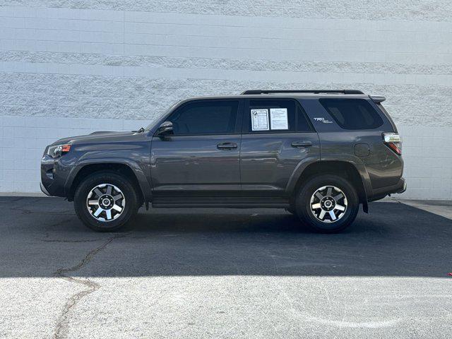 Photo of 2022 Gray Toyota 4Runner