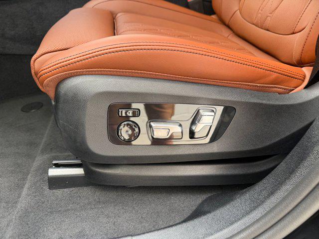 Photo of 2026 Black Sapphire Metallic BMW X6