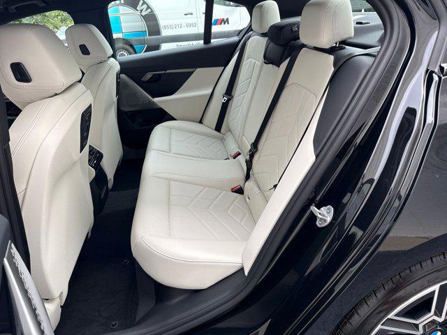 Photo of 2026 Black Sapphire Metallic BMW i5