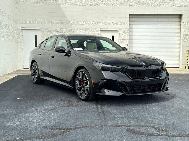 Photo of 2026 Black Sapphire Metallic BMW i5