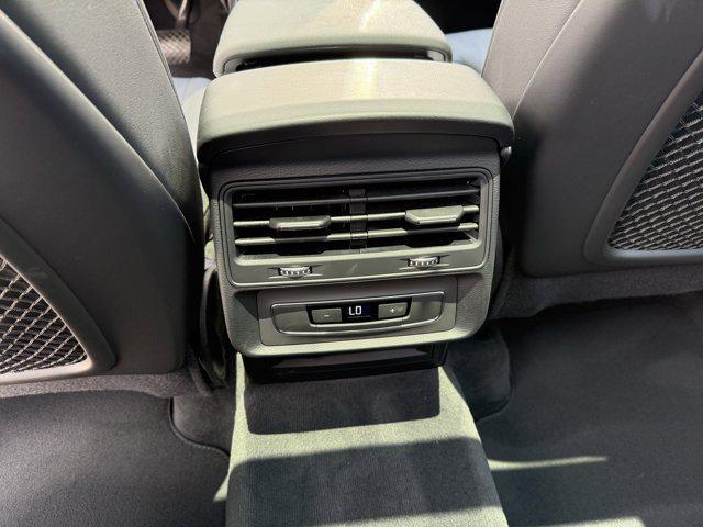 Photo of 2021 Samurai Gray Metallic Audi Q7