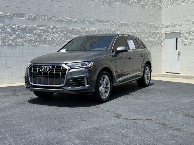 Photo of 2021 Samurai Gray Metallic Audi Q7