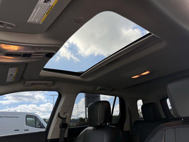 Photo of 2015 Iridium Metallic GMC Terrain
