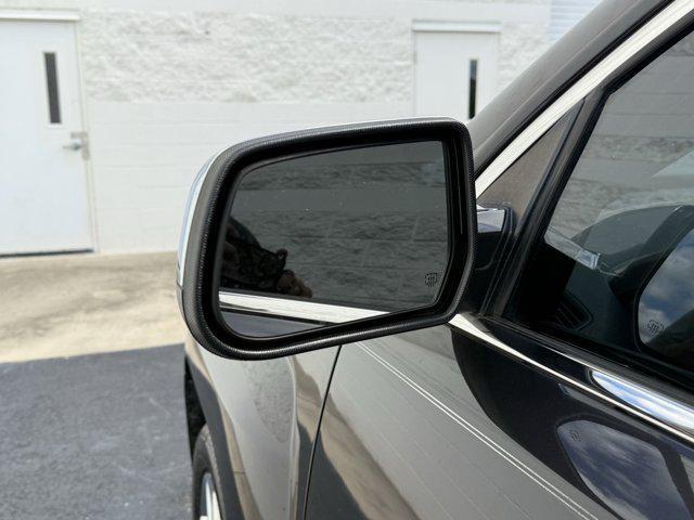 Photo of 2015 Iridium Metallic GMC Terrain