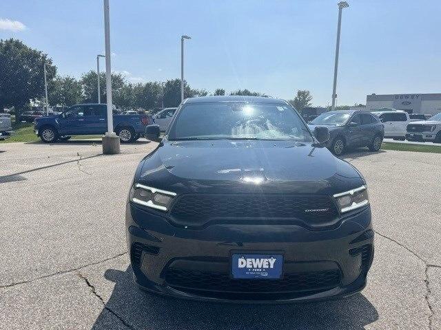 Photo of 2023 DB Black Crystal Clearcoat Dodge Durango