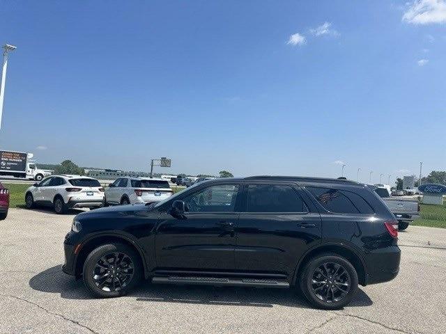 Photo of 2023 DB Black Crystal Clearcoat Dodge Durango