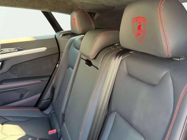 Photo of 2019 Black Lamborghini Urus