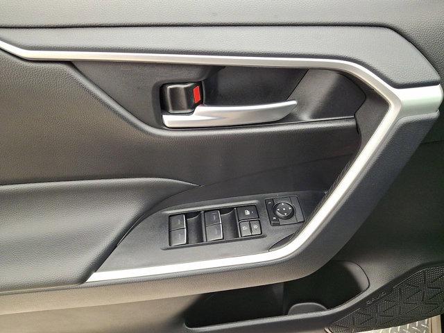 Photo of 2024 Midnight Black Metallic Toyota RAV4