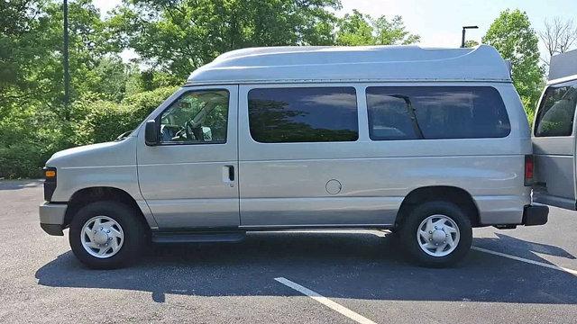 Photo of 2011 Ingot Silver Metallic - UX Ford E350 Super Duty