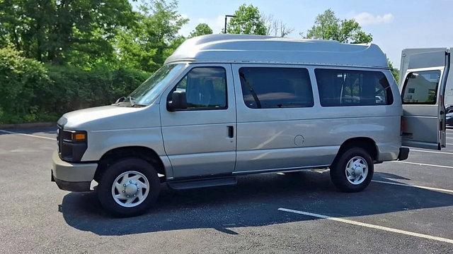 Photo of 2011 Ingot Silver Metallic - UX Ford E350 Super Duty