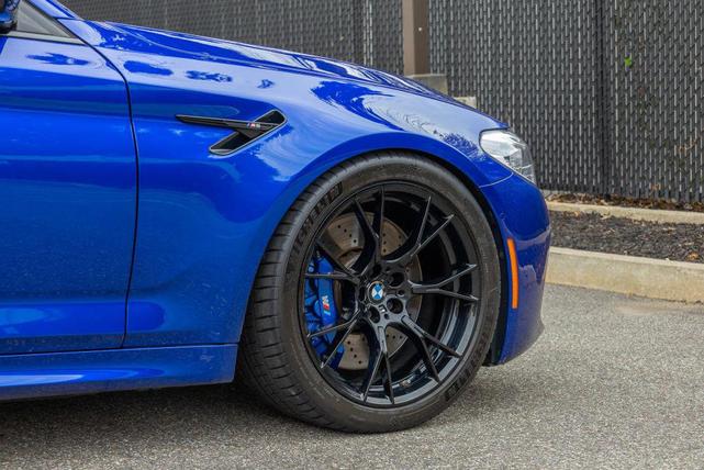 Photo of 2019 Blue BMW M5