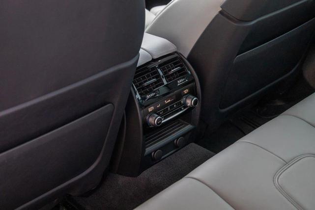 Photo of 2019 Blue BMW M5