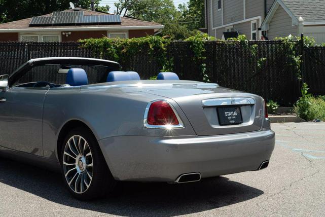 Photo of 2018 Silver Rolls-Royce Dawn