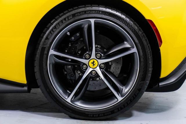 Photo of 2024 Giallo Midas Ferrari 296 GTS