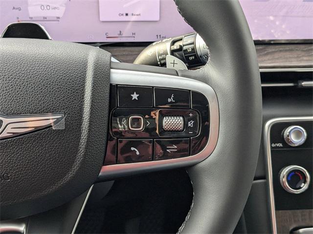Photo of 2025 Vik Black Genesis GV80