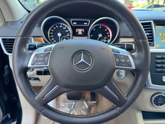Photo of 2016 Jet Black Mercedes-Benz GL-Class