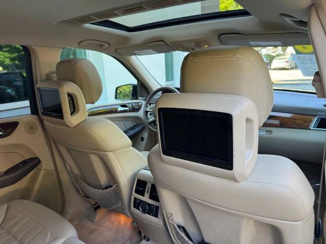 Photo of 2016 Jet Black Mercedes-Benz GL-Class
