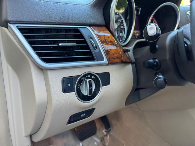 Photo of 2016 Jet Black Mercedes-Benz GL-Class